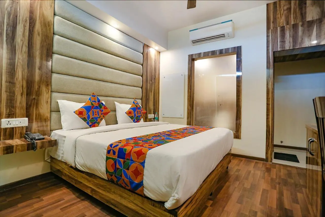 Hotel Fabexpress Kapashera Residency New Delhi
