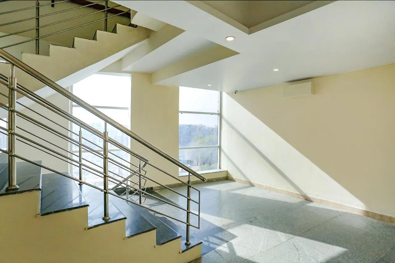 Fabexpress Kapashera Residency New Delhi
