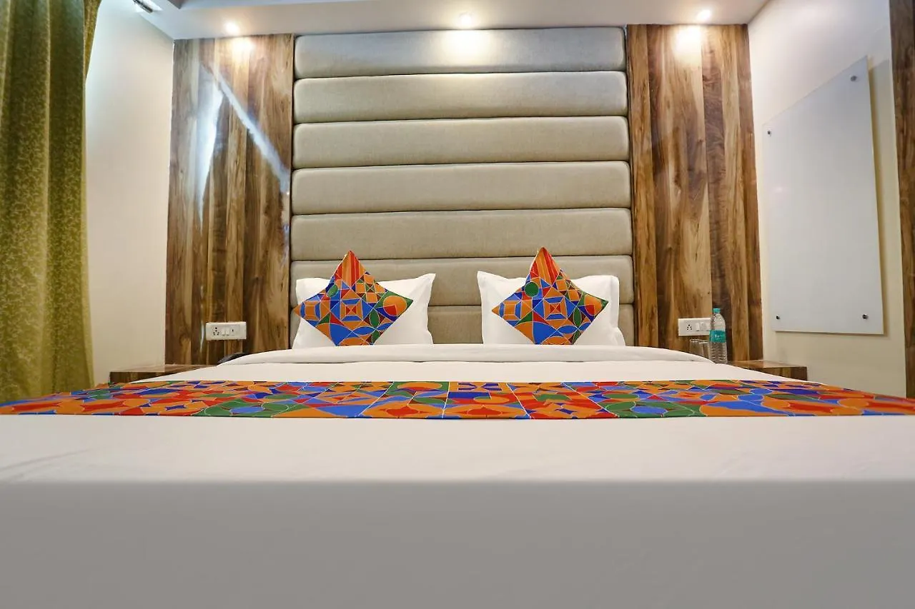 Hotel Fabexpress Kapashera Residency New Delhi