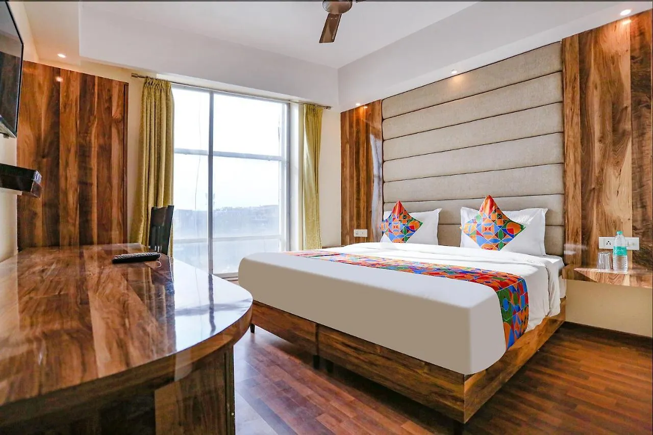 Fabexpress Kapashera Residency Near Igi Airport New Delhi location
